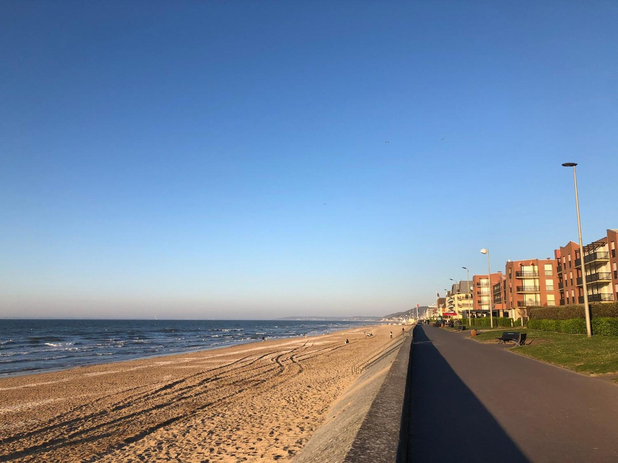 Le Petit Navire - Acces Direct * Cabourg